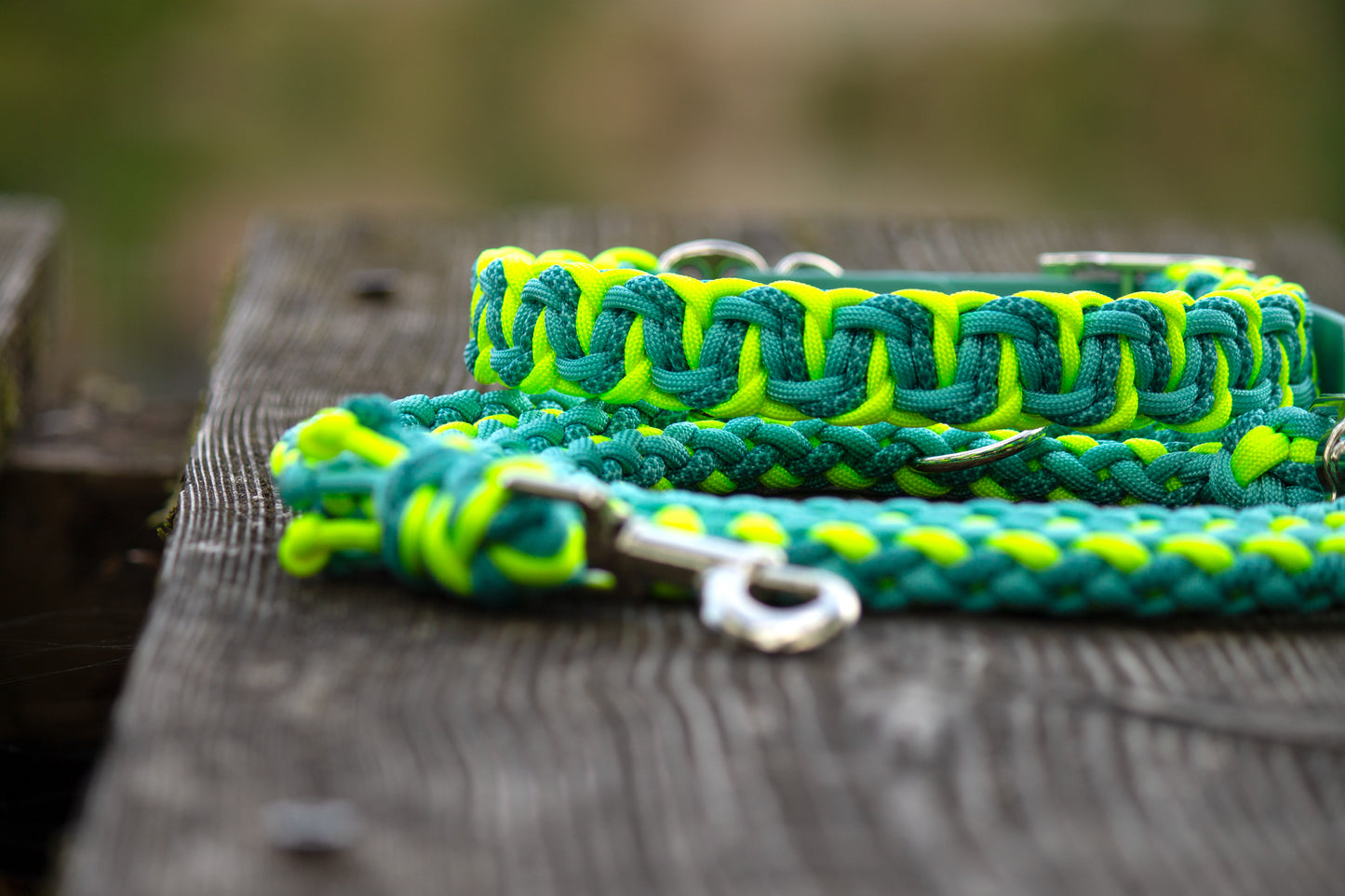 Paracord Leine und Halsband in Türkis und Neon Gelb