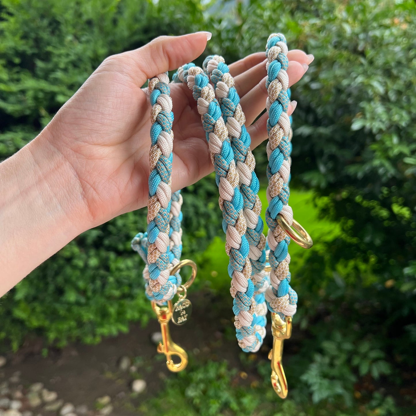 Paracord Hundeleine in blau und creme
