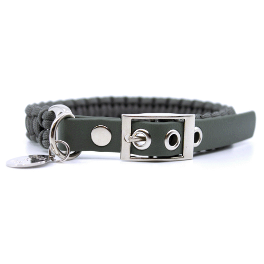 Halsband MAXIM (Muster: Cobra)