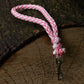 Kurzführer aus Paracord in Rosa-Tönen