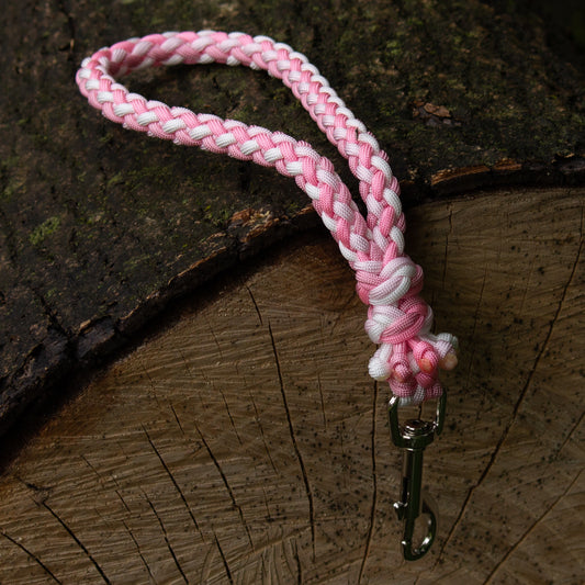 Kurzführer aus Paracord in Rosa-Tönen