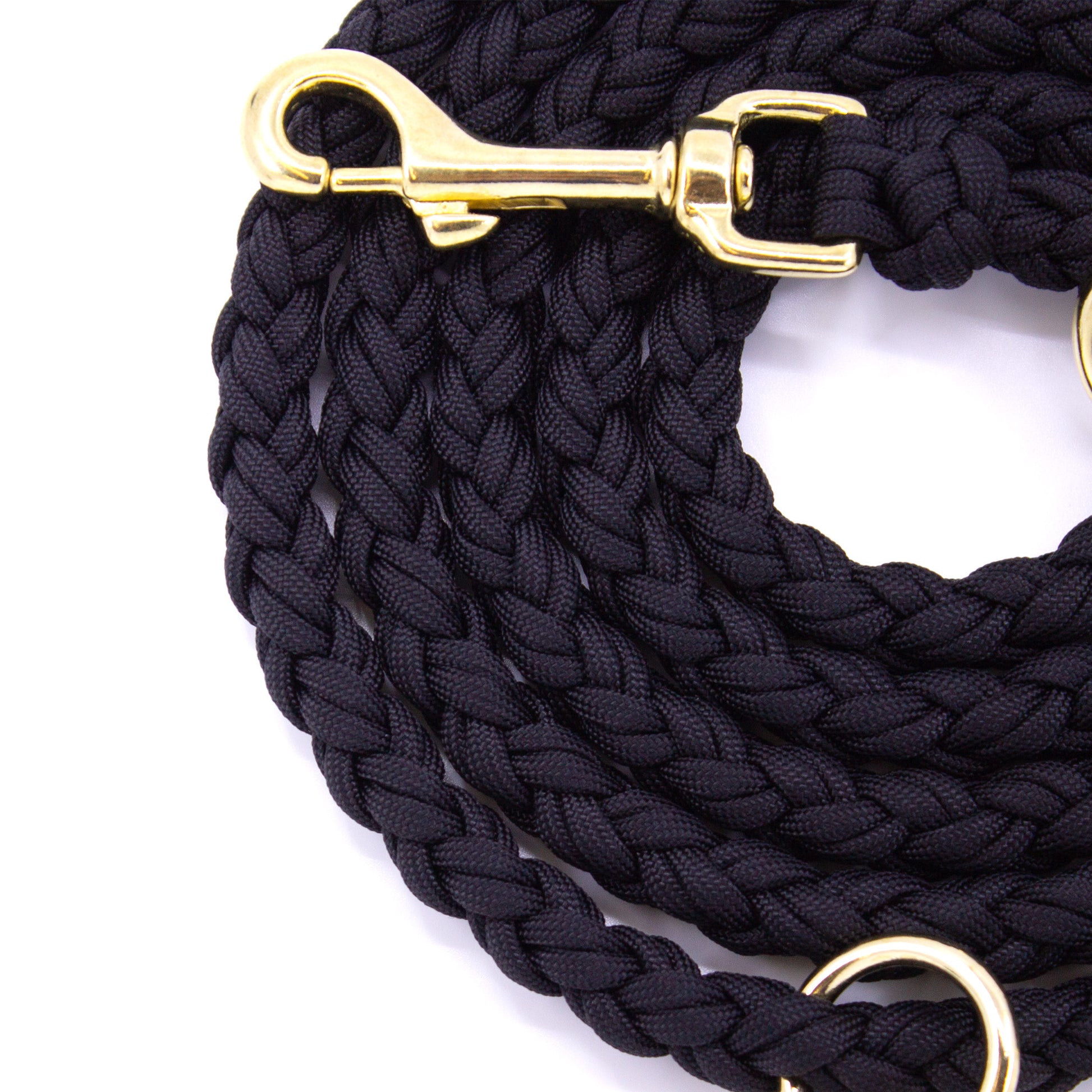 Paracord Hundeleine in schwarz mit Messing Beschlägen
