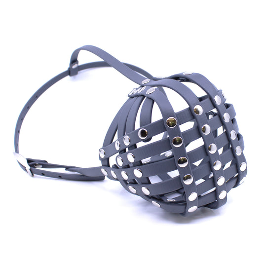 Maulkorb aus BioThane für Astralian Cattle Dog in dunkelgrau