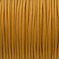 Nahaufnahme von einfarbigem Paracord 100 Typ I in Goldenrod als Meterware für feines DIY-Hundezubehör.