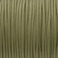 Nahaufnahme von einfarbigem Paracord 100 Typ I in Holy Guacamole als Meterware für feines DIY-Hundezubehör.